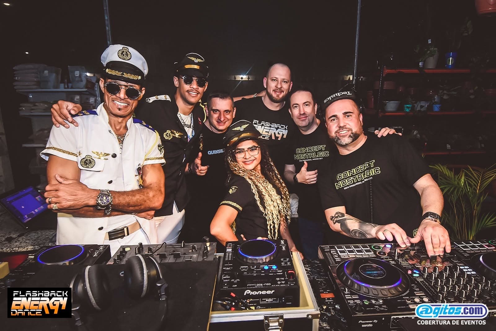 Concept Nostalgic com a galera no evento